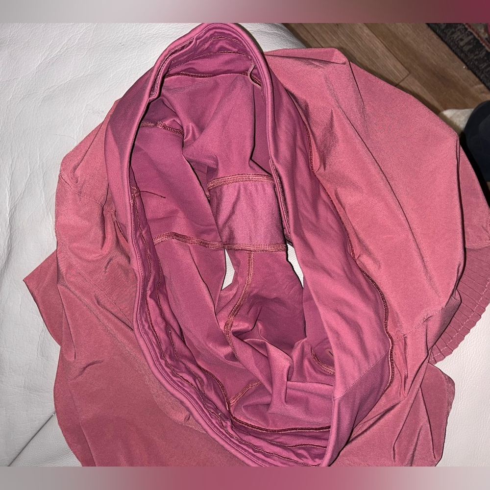 LULULEMON Play Off The Pleats Skirt SZ 10 "Misty Merlot" - Picture 9 of 13